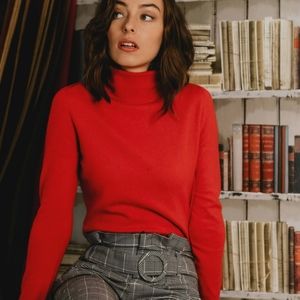 Classic Cashmere Turtleneck